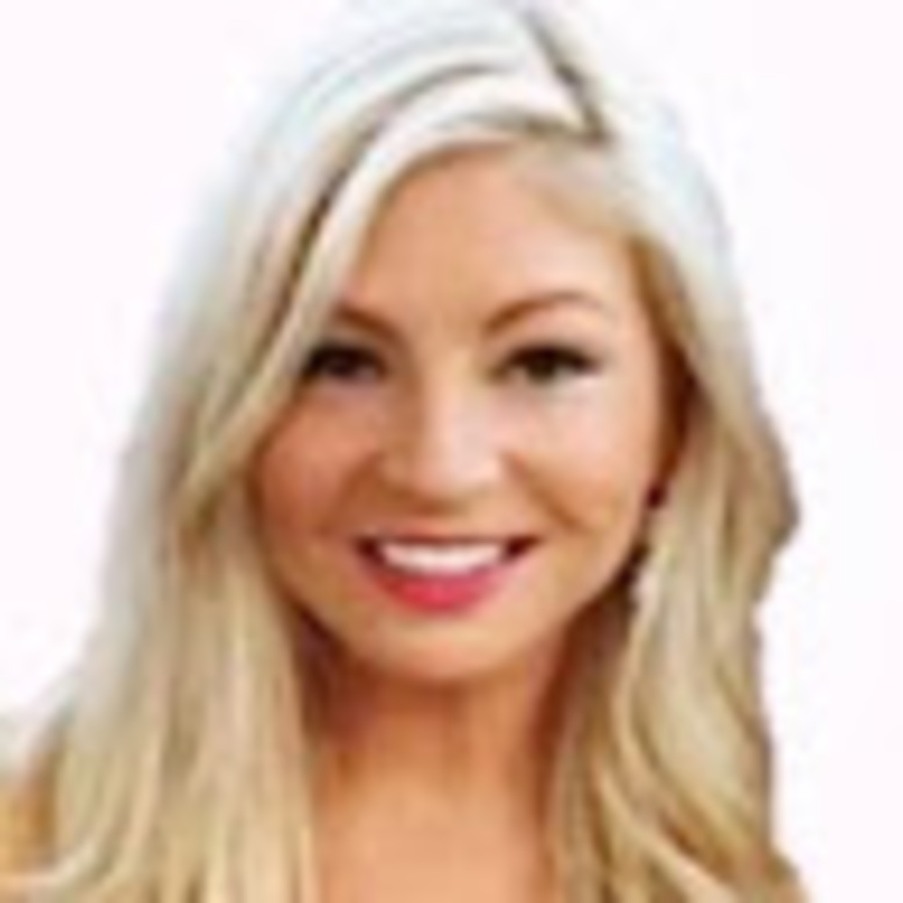 Meet your Posher, Danae